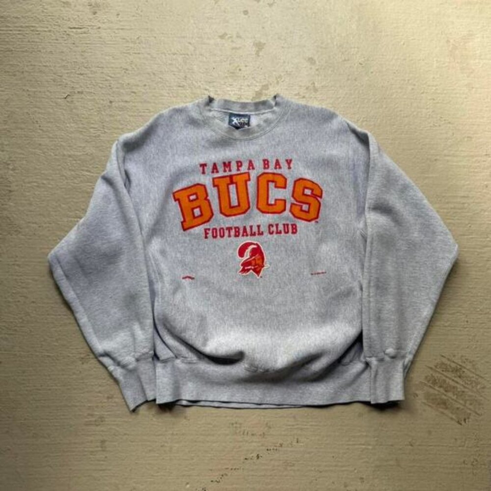 Vintage 90s Lee Tampa Bay Buccaneers Reverse Weave Sweatshirt L